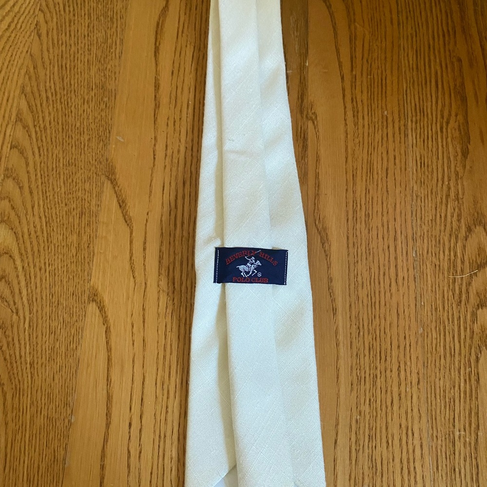 Tie - Picture 2 of 5
